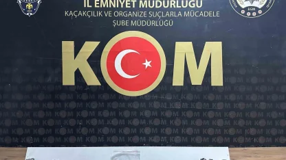 Polisten 4 ayrı operasyon: 8 ruhsatsız silah ele geçirildi, 4 şüpheli gözaltına alındı