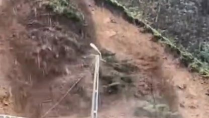 Rize’de yağmur heyelana yol açtı