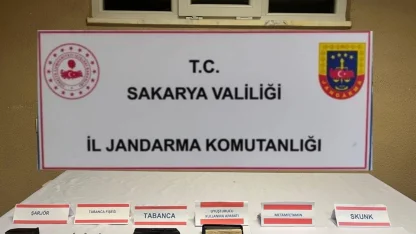 Sakarya’da jandarmadan uyuşturucuya geçit yok: 2 şahıs tutuklandı