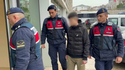 Samsun’da uyuşturucu hapla yakalanan 17 yaşındaki çocuk tutuklandı