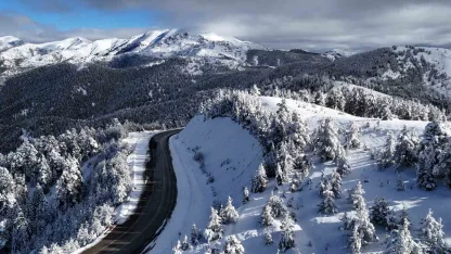 Sürücülerin korkulu rüyası Tersun Dağı’nda kartpostallık görüntüler