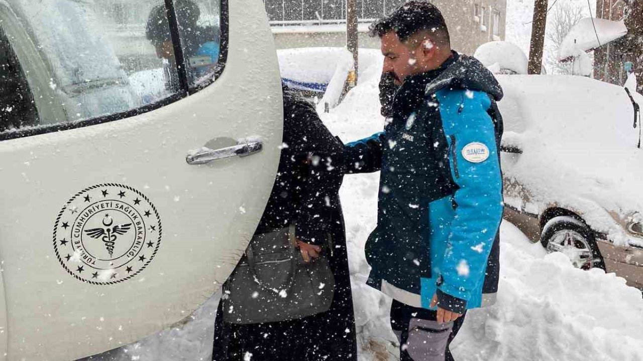 UMKE ekipleri 62 yaşındaki hastaya ulaştı