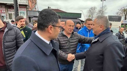 Umre yolcuları dualarla uğurlandı