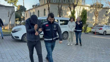 Üşüyünce girdikleri evden 50 bin liralık televizyon çaldılar