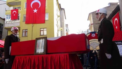 Van’da rahatsızlanarak hayatını kaybeden asker, memleketi Giresun’da toprağa verildi