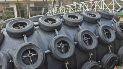 Zonguldak’ta köprüyü tehdit eden dev cisme itfaiye müdahalesi