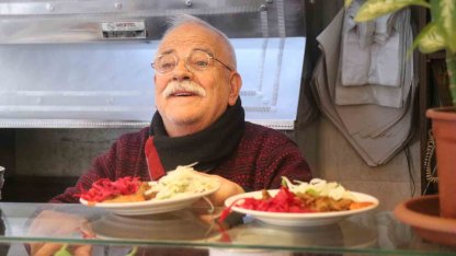 60 yıllık lezzet mirası: Uzun Çarşı’nın ciğer ustası gastronomi turizmine katkı sunuyor