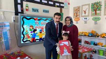 Arpaçay’da öğrencilerin karne heyecanı
