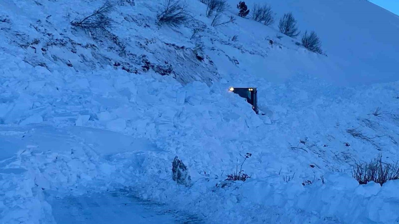 Artvin’de yeni çığ riski çalışmaları durdurdu