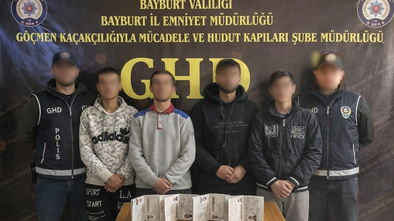 Bayburt’ta 8 düzensiz göçmen yakalandı
