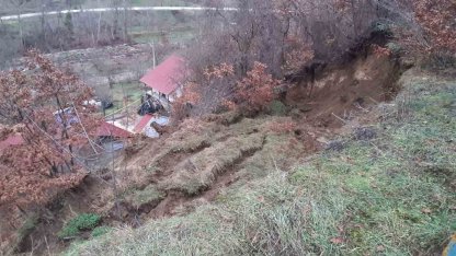 Bolu’da heyelan nedeniyle 3 ev boşaltıldı