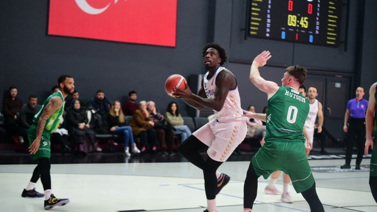 Çayırova Belediyesi, Federasyon Kupası’nda yarı finale yükseldi