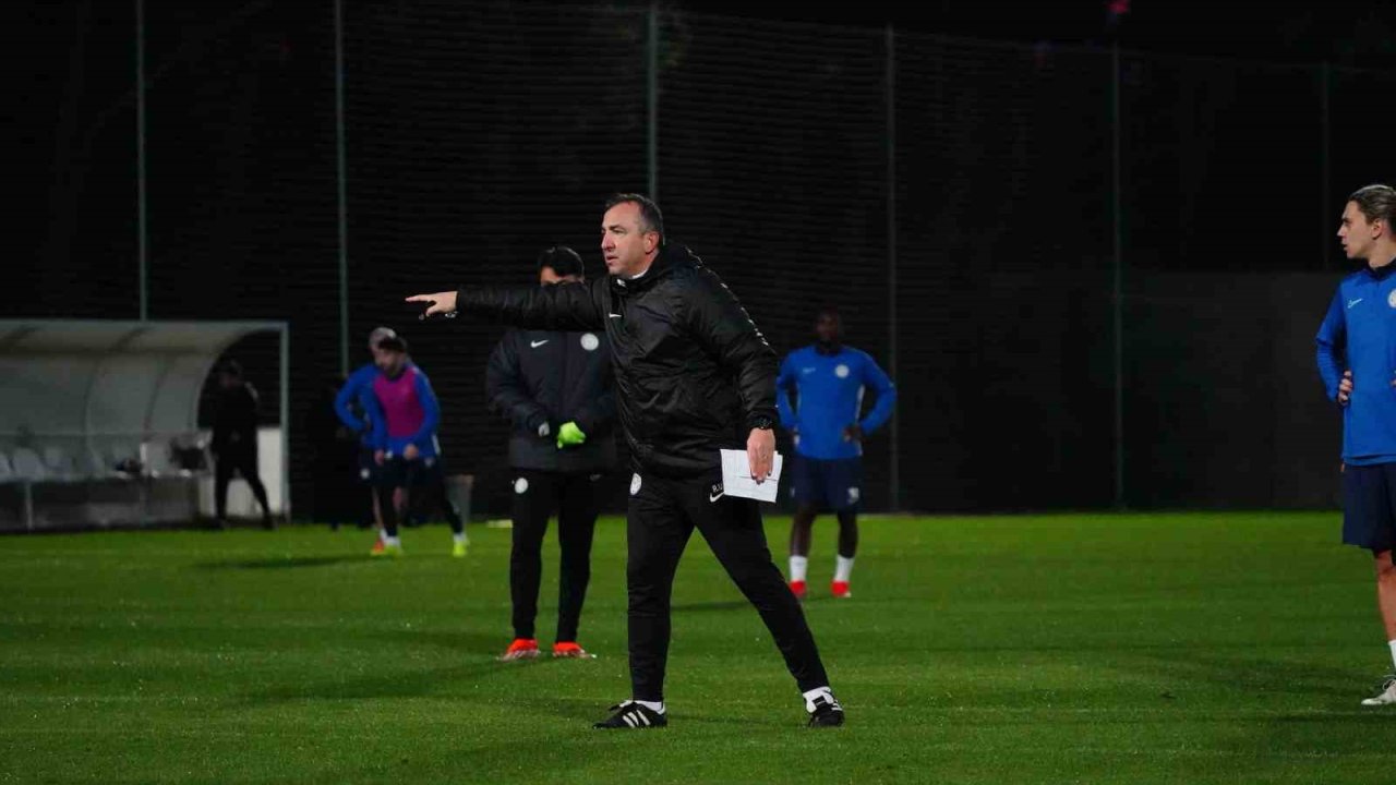 Çaykur Rizespor’da devre arası hazırlıkları sürüyor