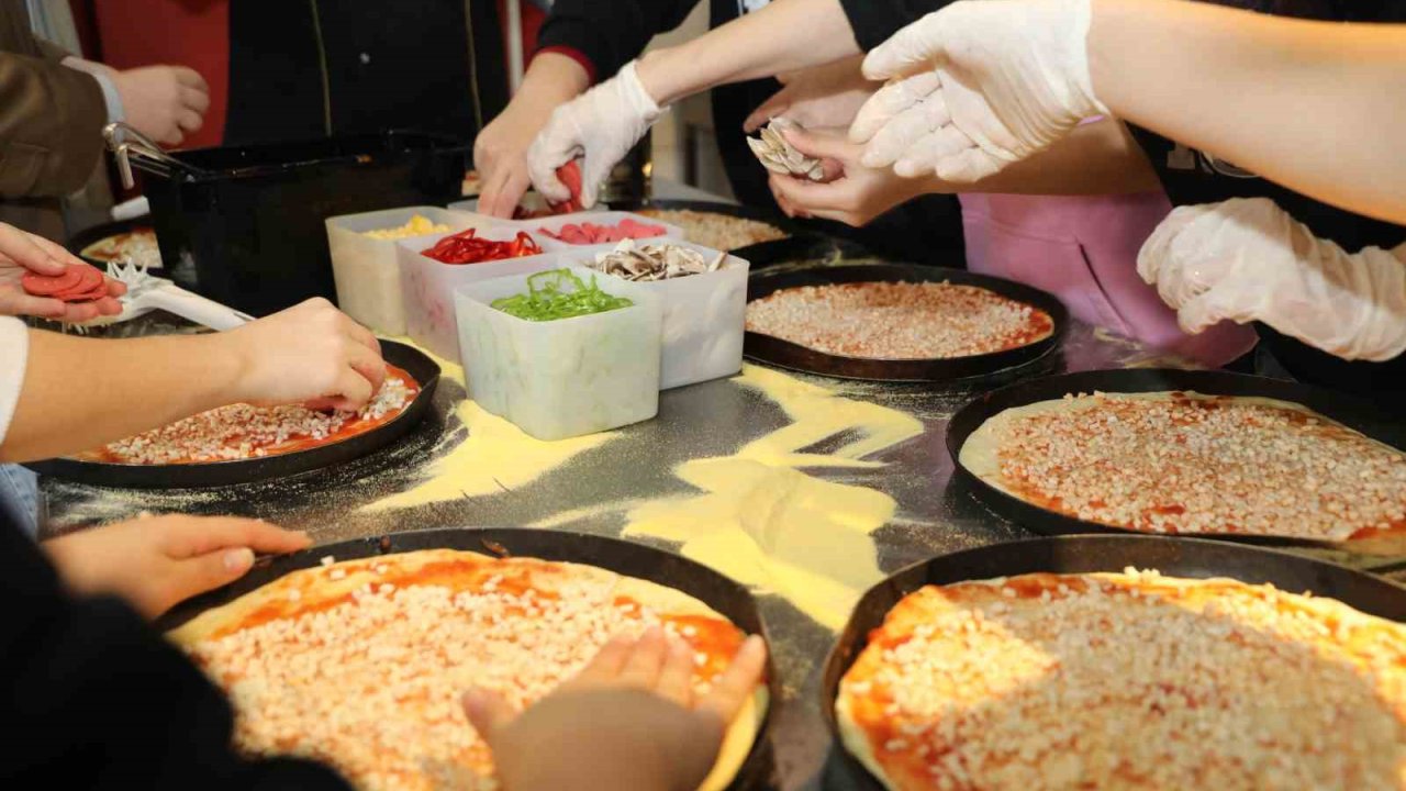 Dereceye giren öğrenciler, en lezzetli ödülü kaptı