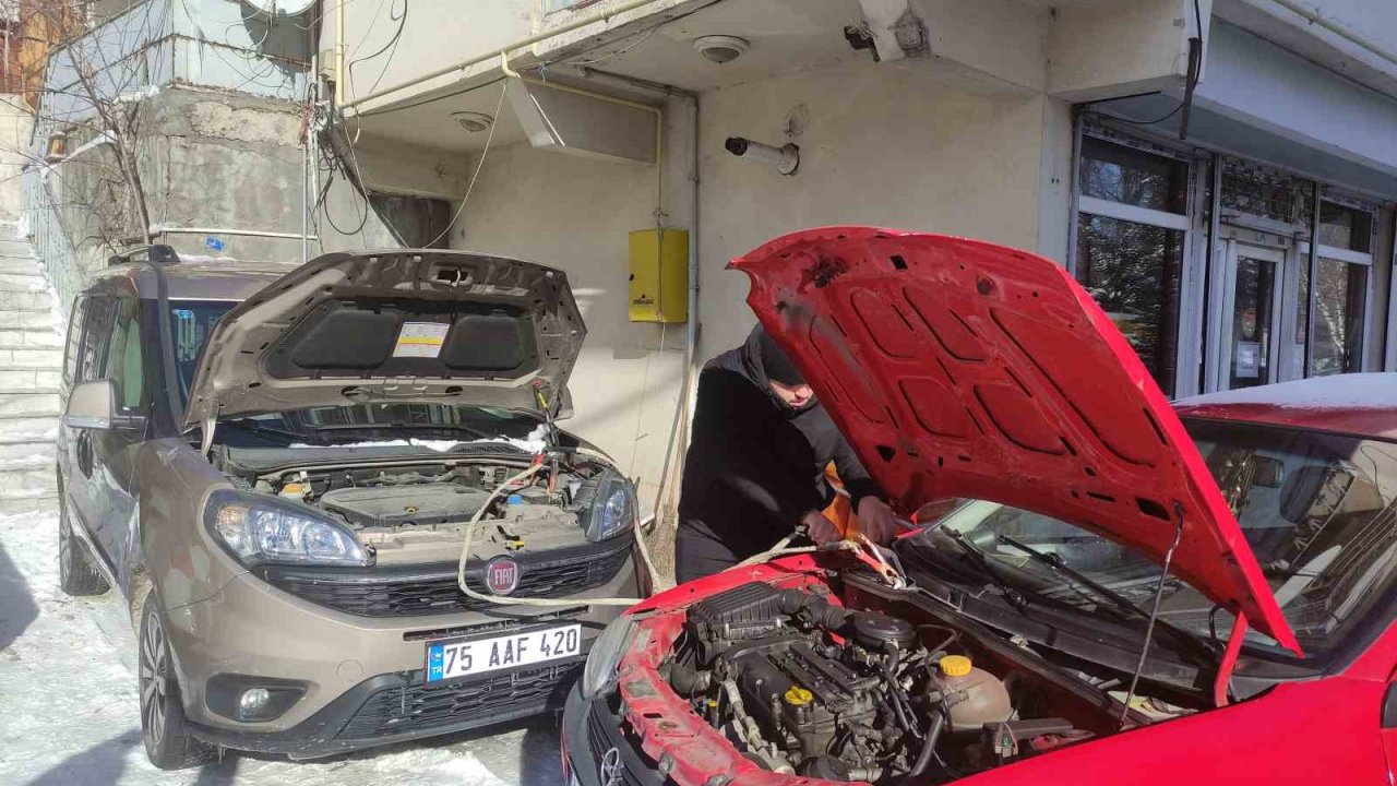 Dondurucu soğuklar araçları çalıştırmadı