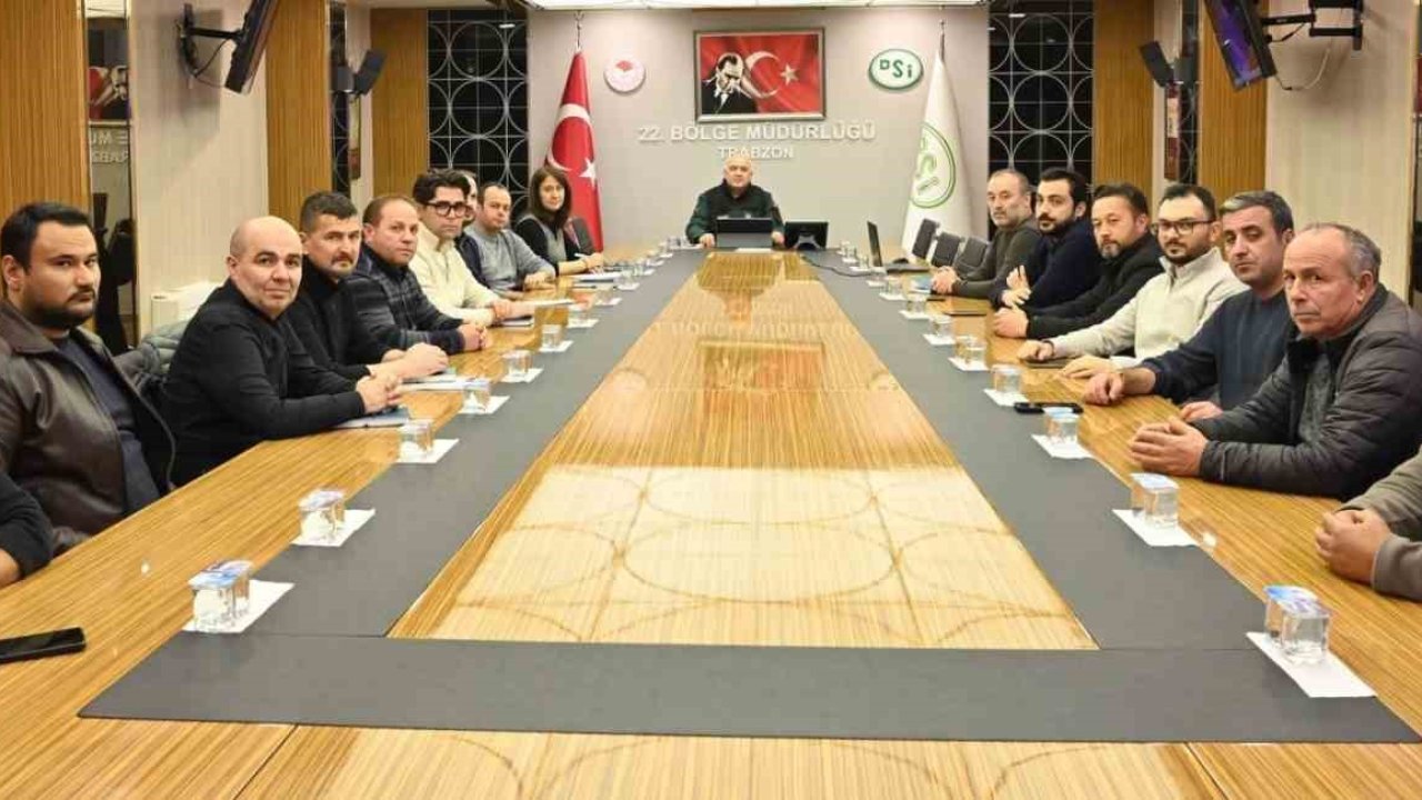 DSİ’nin bölgede yürüttüğü makineli çalışmalar toplantıda ele alındı