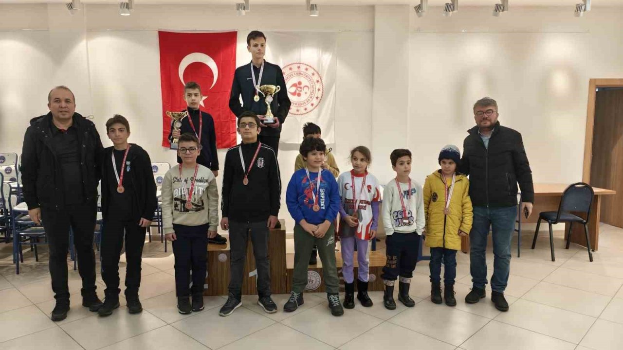 Düzce satranç şampiyonası yapıldı