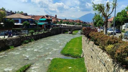 EMEĞE SAYGI DUYMAK BUDUR...