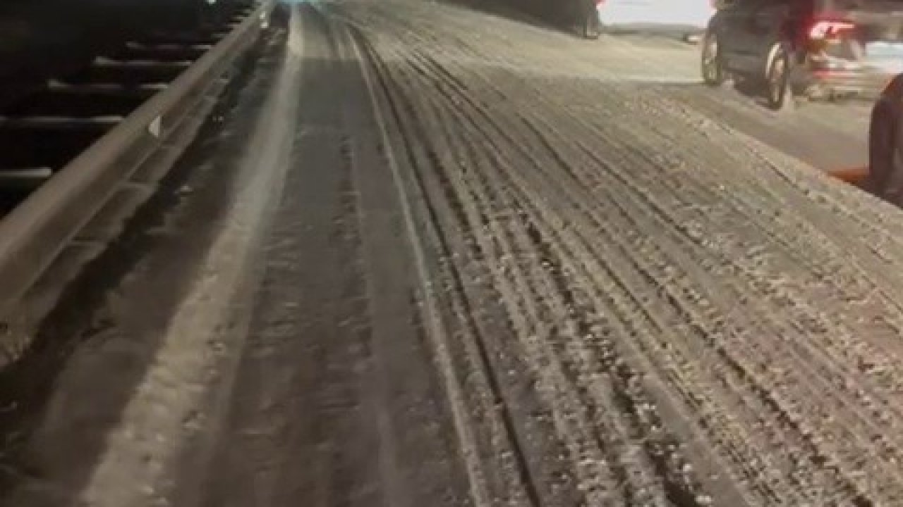 Erzurum’da kar yağışı hayatı olumsuz etkiliyor