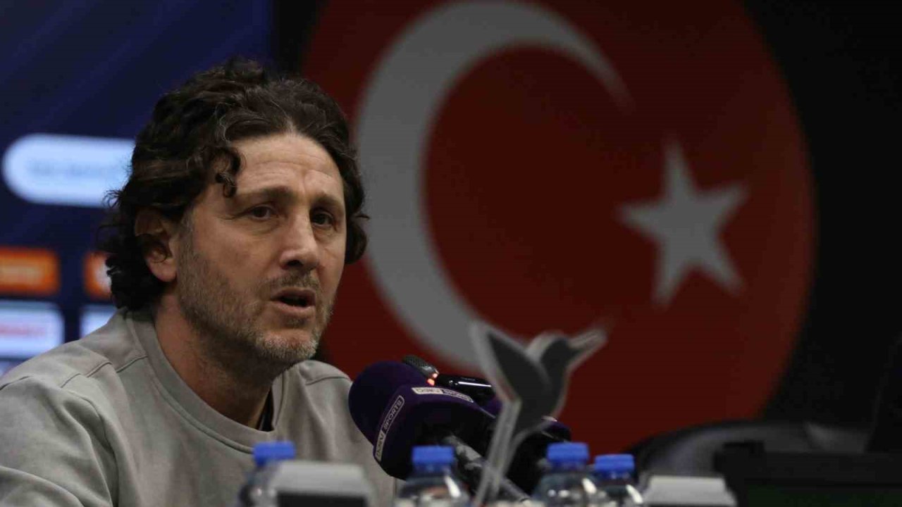 Fatih Tekke: "Kocaelispor bana göre 1 puan alacak, belki galip gelebilecek oyun oynadı"