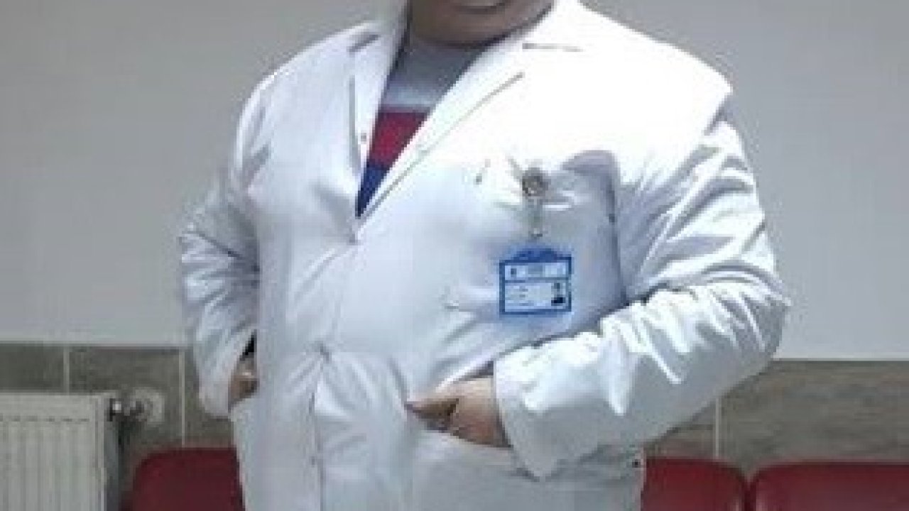 Fizyoterapist Emrah Ardıç, modern ve alternatif tedavi yöntemleriyle hastalarına umut oluyor