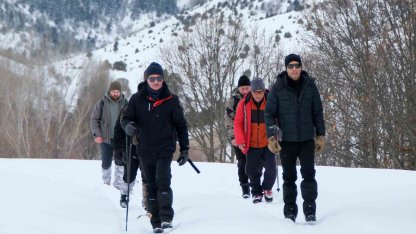 Gümüşhane’de beyaz yolculuk: Dağcılar kar üstünde buluştu
