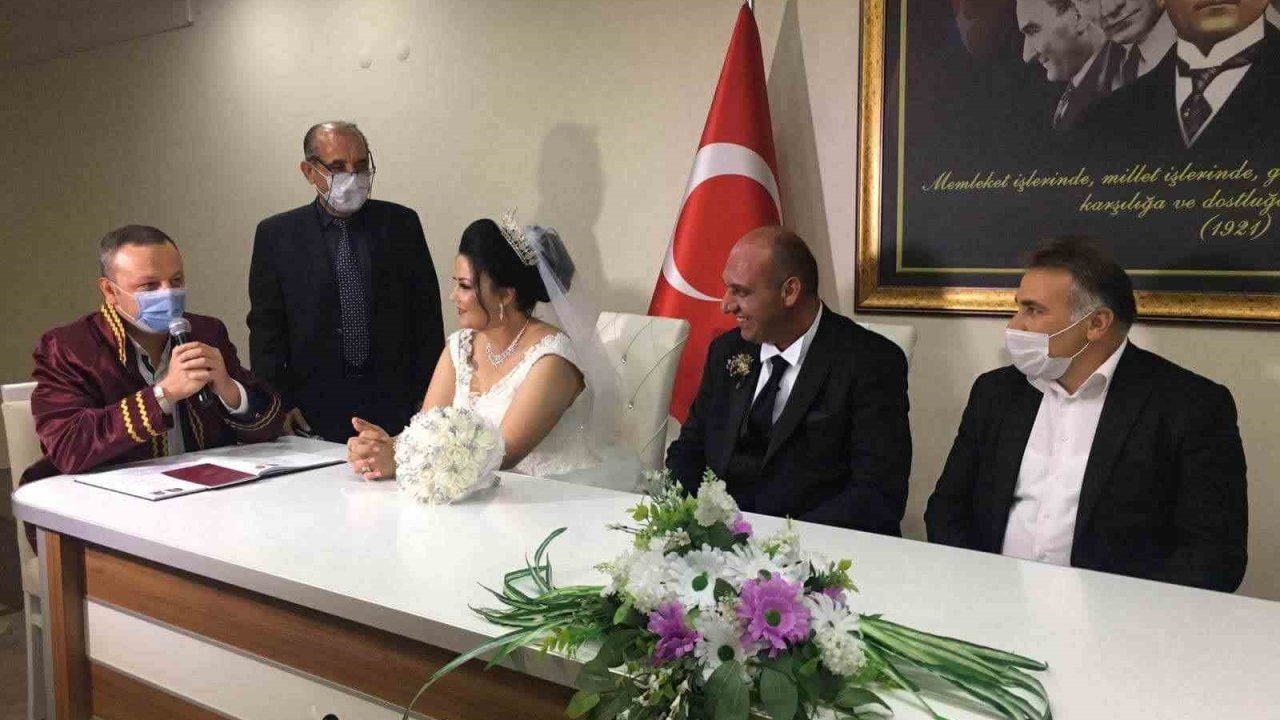 Kahreden tesadüf: 6 yıl önce annesi patates püresinden, kızı ise elma yerken öldü