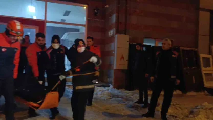 Kars’ta asansör boşluğuna düşen bir kişi hayatını kaybetti