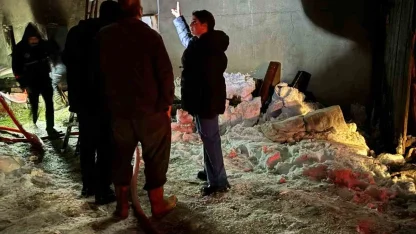 Kastamonu’da alevlere teslim olan ev kullanılamaz hale geldi