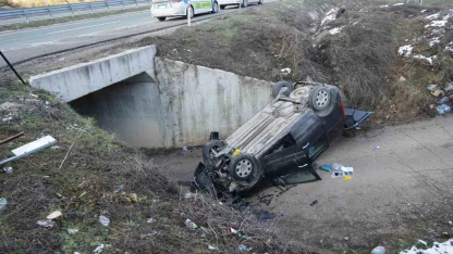 Kastamonu’da hafif ticari araç şarampole uçtu: 1 ölü