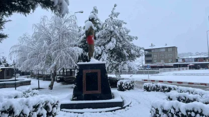 Kavak’ta kar 20 santimetreye ulaştı