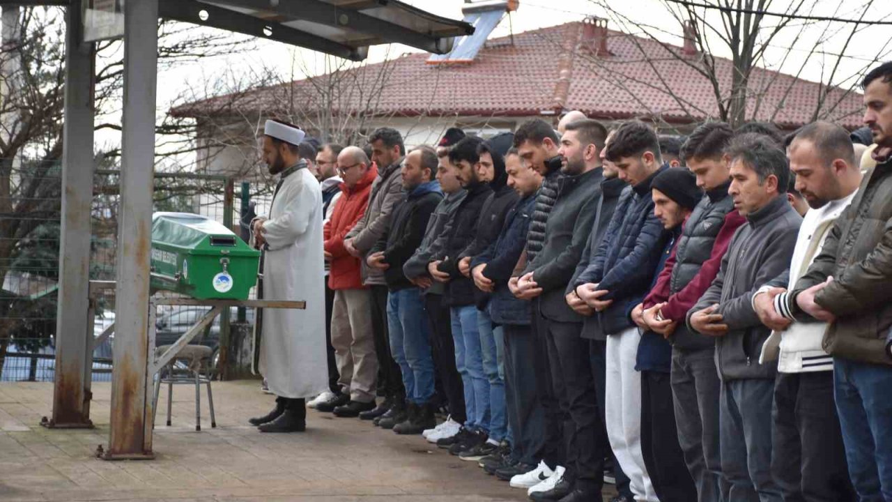 Kavgada tüfekle vurulan genç son yolculuğuna uğurlandı