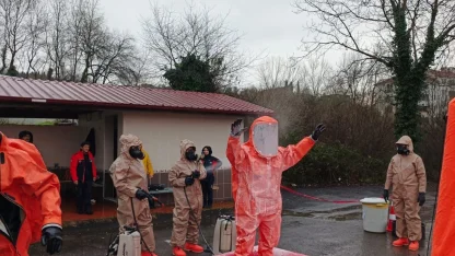 KBRN eğitimi sonrası arama kurtarma ekiplerinden saha tatbikatı