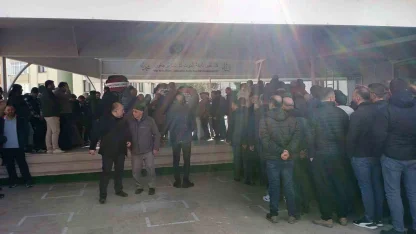 Kocaeli’de forkliftin altında kalan işçi son yolculuğuna uğurlandı