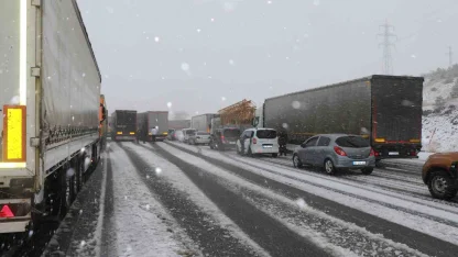 Meteorolojiden Bayburt için kuvvetli kar ve fırtına uyarısı