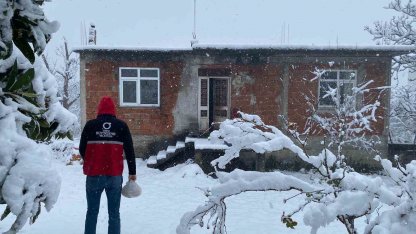 Ordu’da ihtiyaç sahiplerine sıcak yemekleri ulaştırılıyor