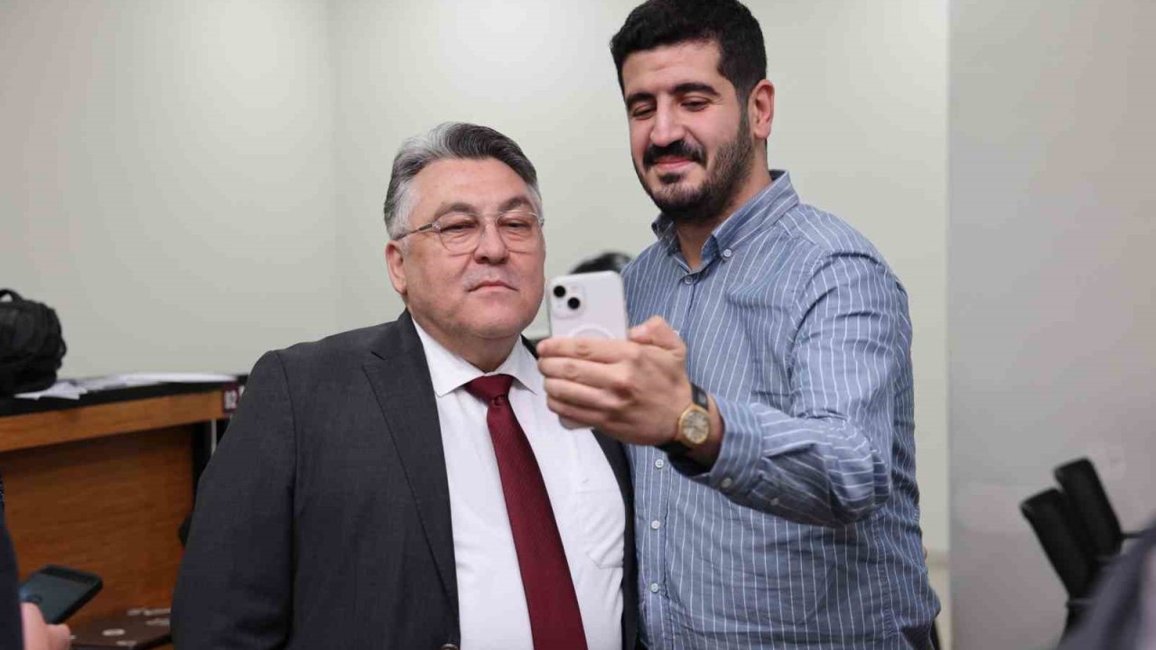 Rektör Özölçer’den final haftasında öğrencilere moral ziyareti