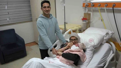 Rize’de 2026 yılının ilk bebeği "Elif Bilge" oldu