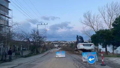 Sinop’ta çöken yolda onarım çalışmaları sürüyor