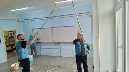 Sinop’ta yükümlülerden okullara bakım ve onarım desteği