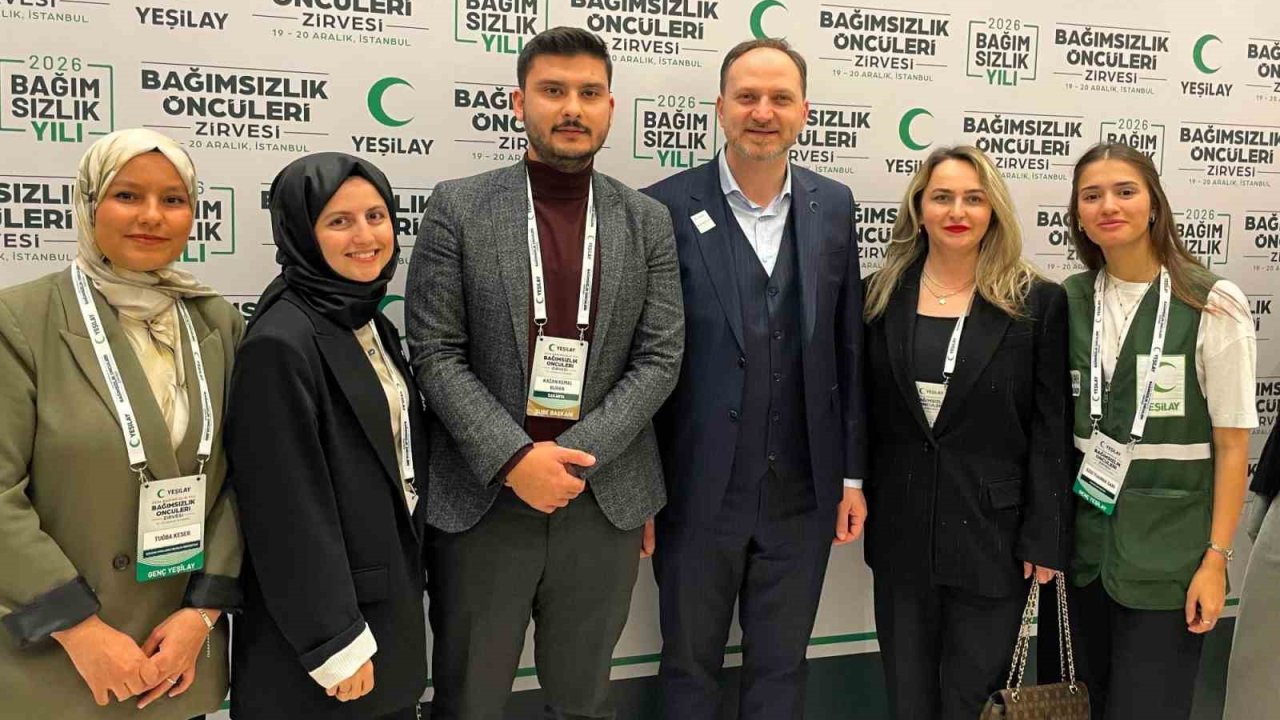 SUBÜ Yeşilay Topluluğu öğrencileri, Bağımsızlık Öncüleri Zirvesi’nde yer aldı