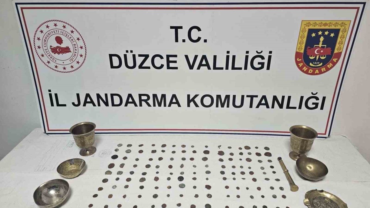 Tarihi eserleri 120 bin dolara satacaktı