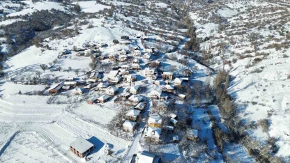 Tarihi ilçede kış güzelliği