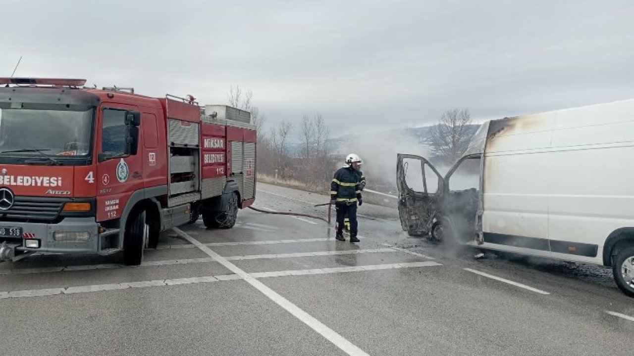 Tokat’ta alev alan panelvan kullanılamaz hale geldi
