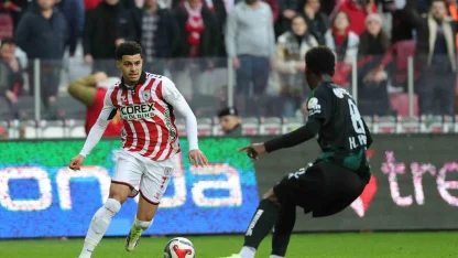 Trendyol Süper Lig: Samsunspor: 0 - Kocaelispor: 0 (İlk yarı)