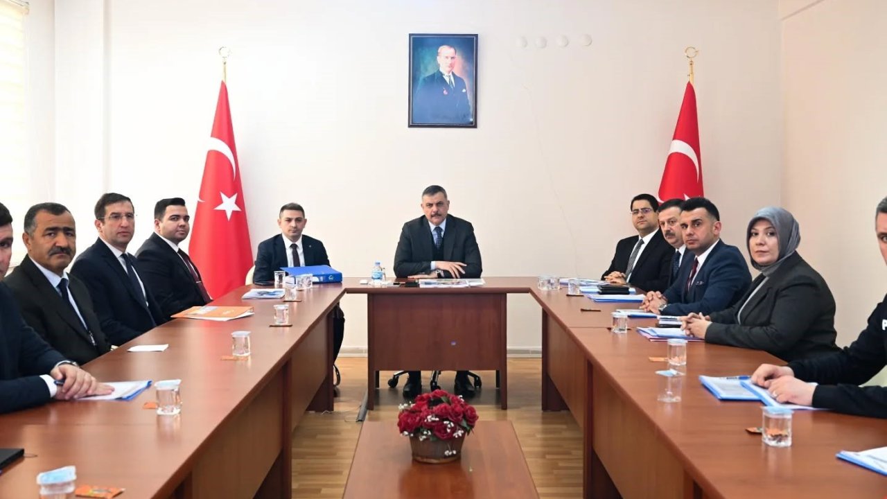 Vali Çiftçi, Aziziye’de devam eden kamu projeleri hakkında bilgi aldı