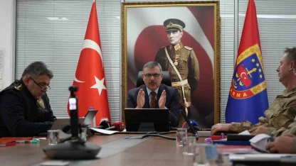 Vali Çiftçi’den vatandaşlara dolandırıcı uyarısı