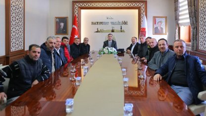 Vali Eldivan muhtarlarla bir araya geldi