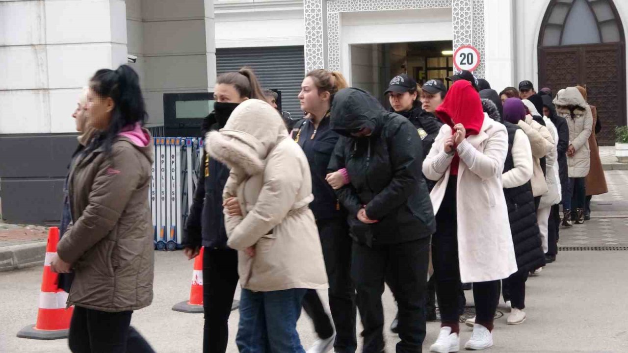 Yasa dışı bahis operasyonunda gözaltına alınan 61 şüpheli adliyeye sevk edildi