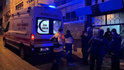 Yaşlı adam apartmanın merdiven boşluğunda ölü bulundu